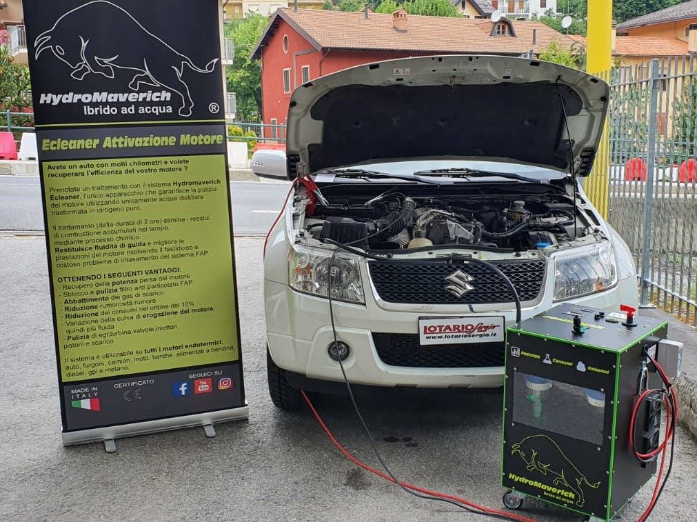 Decarbonizzazione motore a idrogeno HydroMaverich in officina a Frabosa Sottana